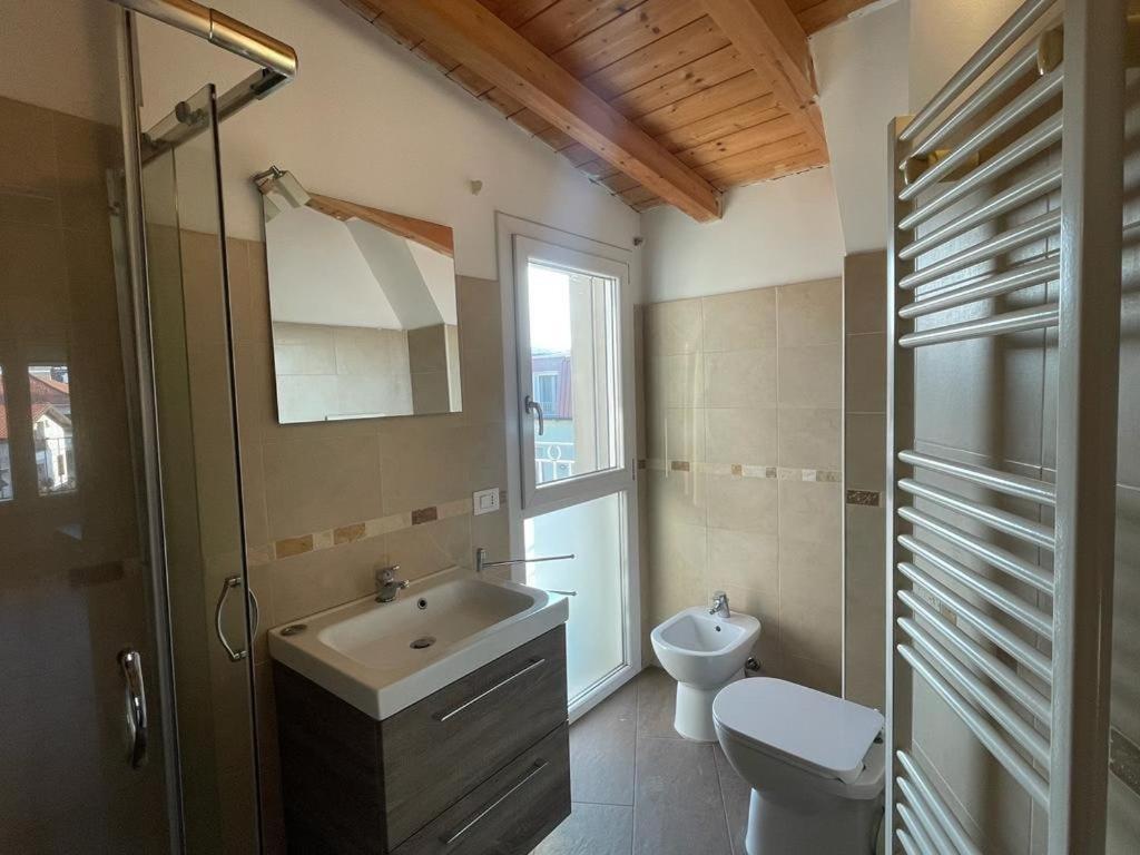 New Downtown Apartment Виджевано Экстерьер фото
